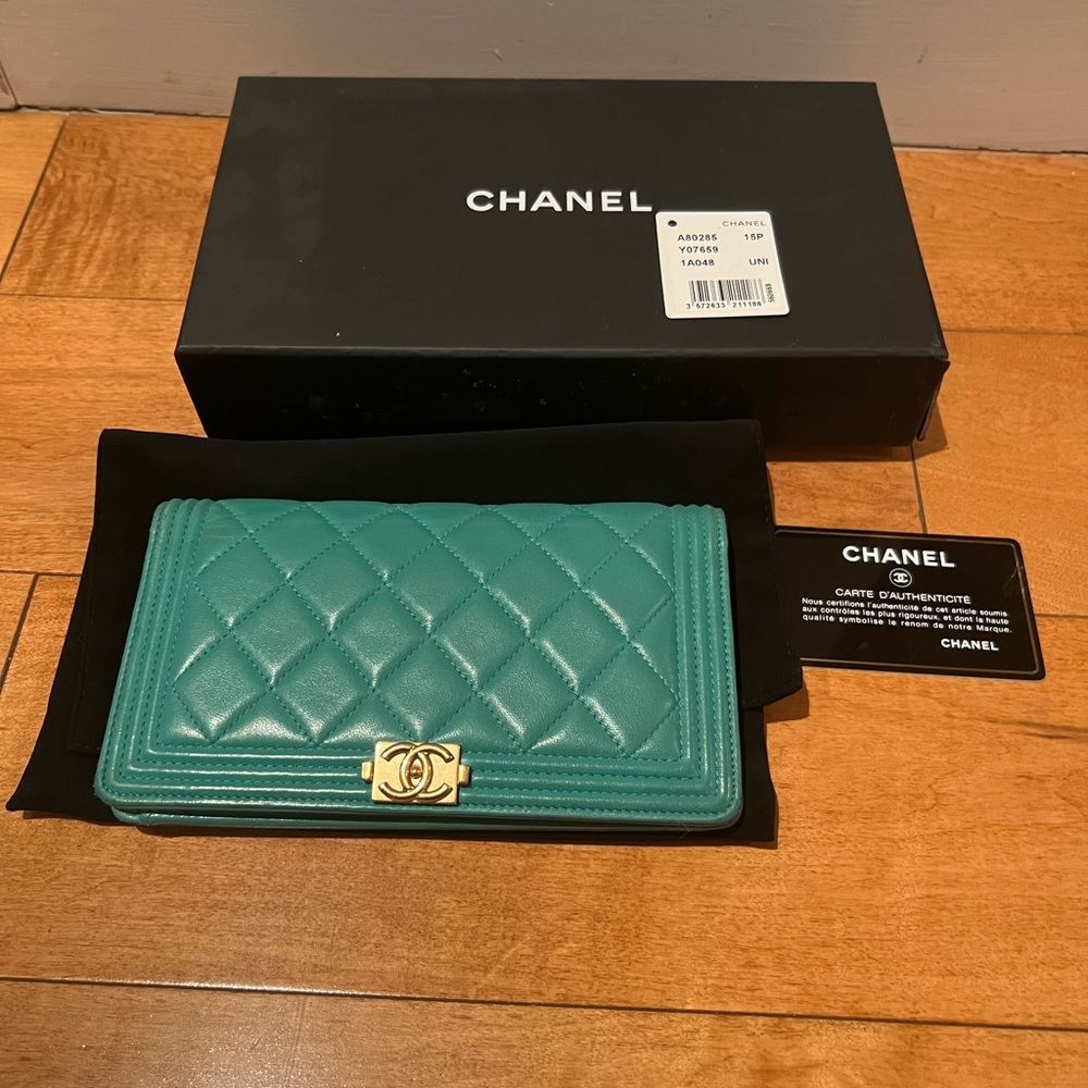 Chanel Turquoise wallet